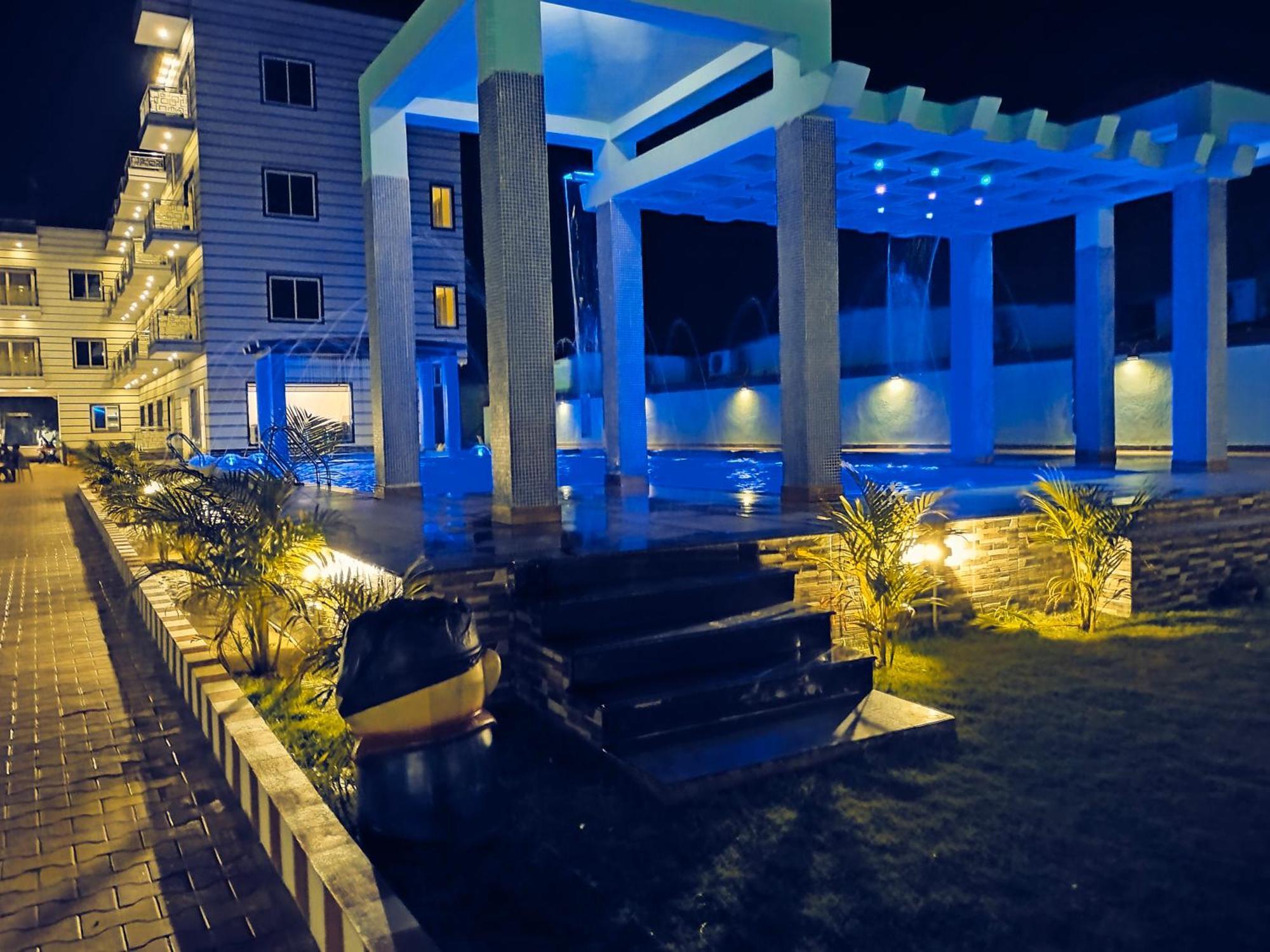 The Triton Beach Resort ماندارموني المظهر الخارجي الصورة