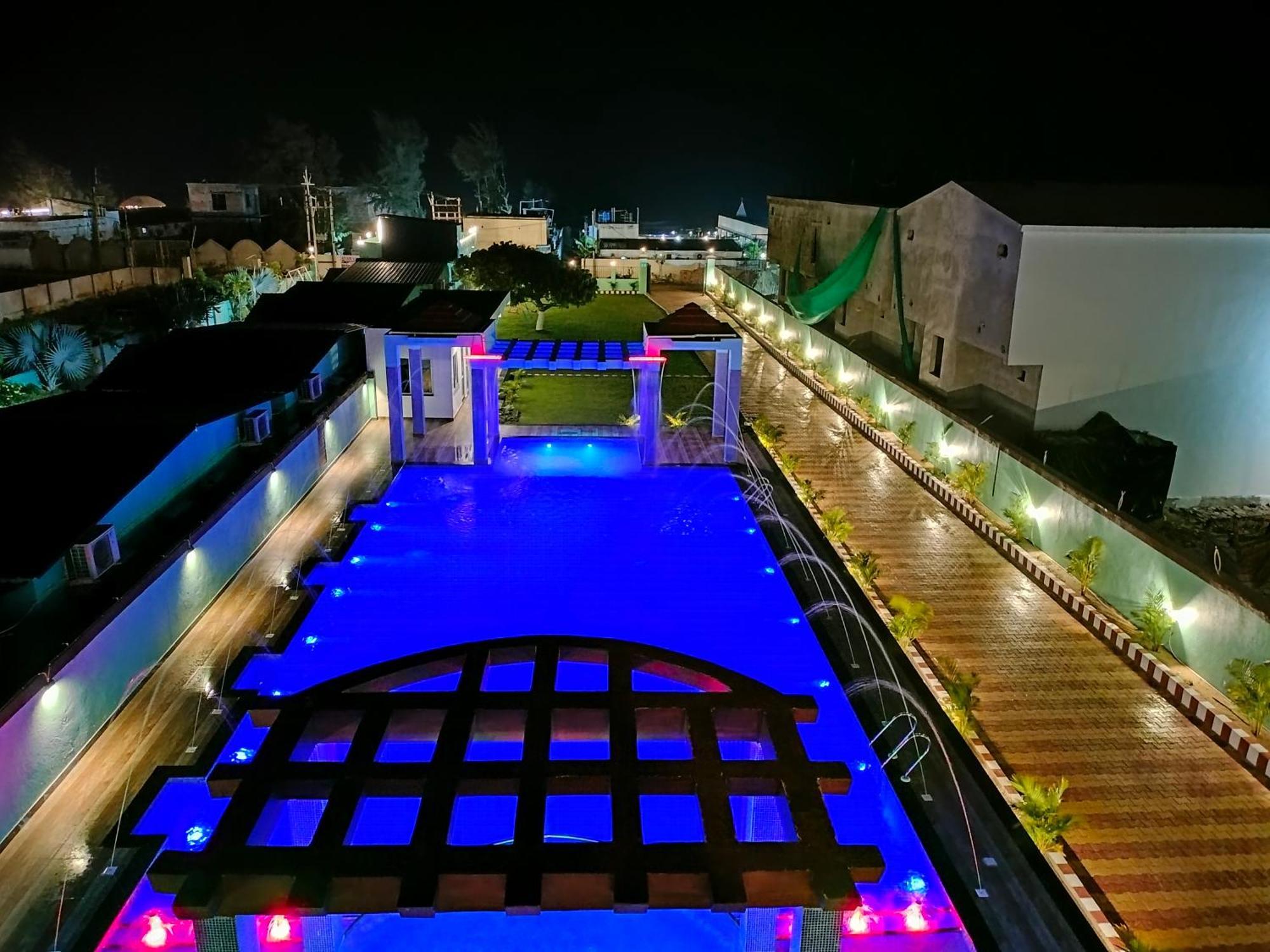 The Triton Beach Resort ماندارموني المظهر الخارجي الصورة