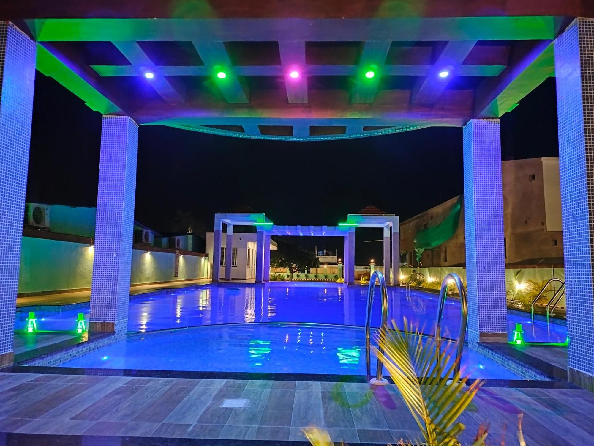 The Triton Beach Resort ماندارموني المظهر الخارجي الصورة